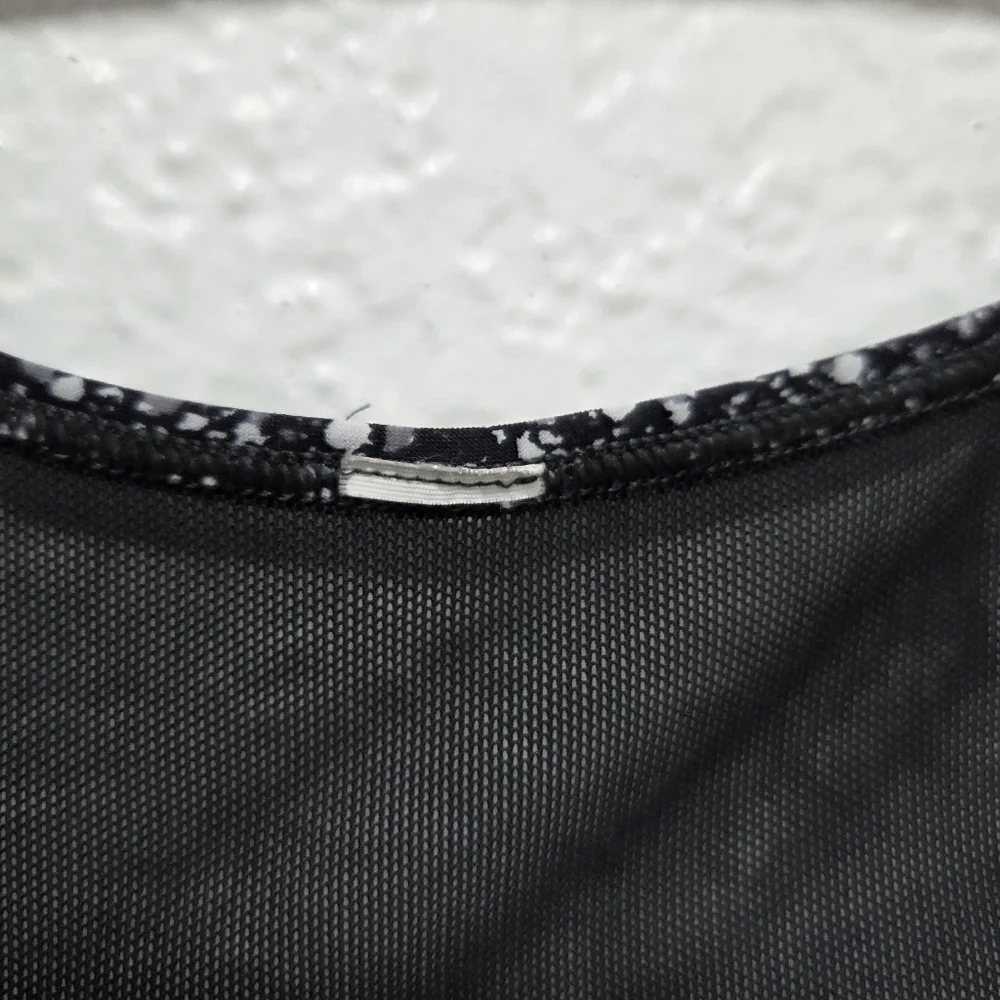 Lululemon Sculpt Tank Top Splatter White Black Mesh Athletic Workout Size 4 - Picture 7 of 14